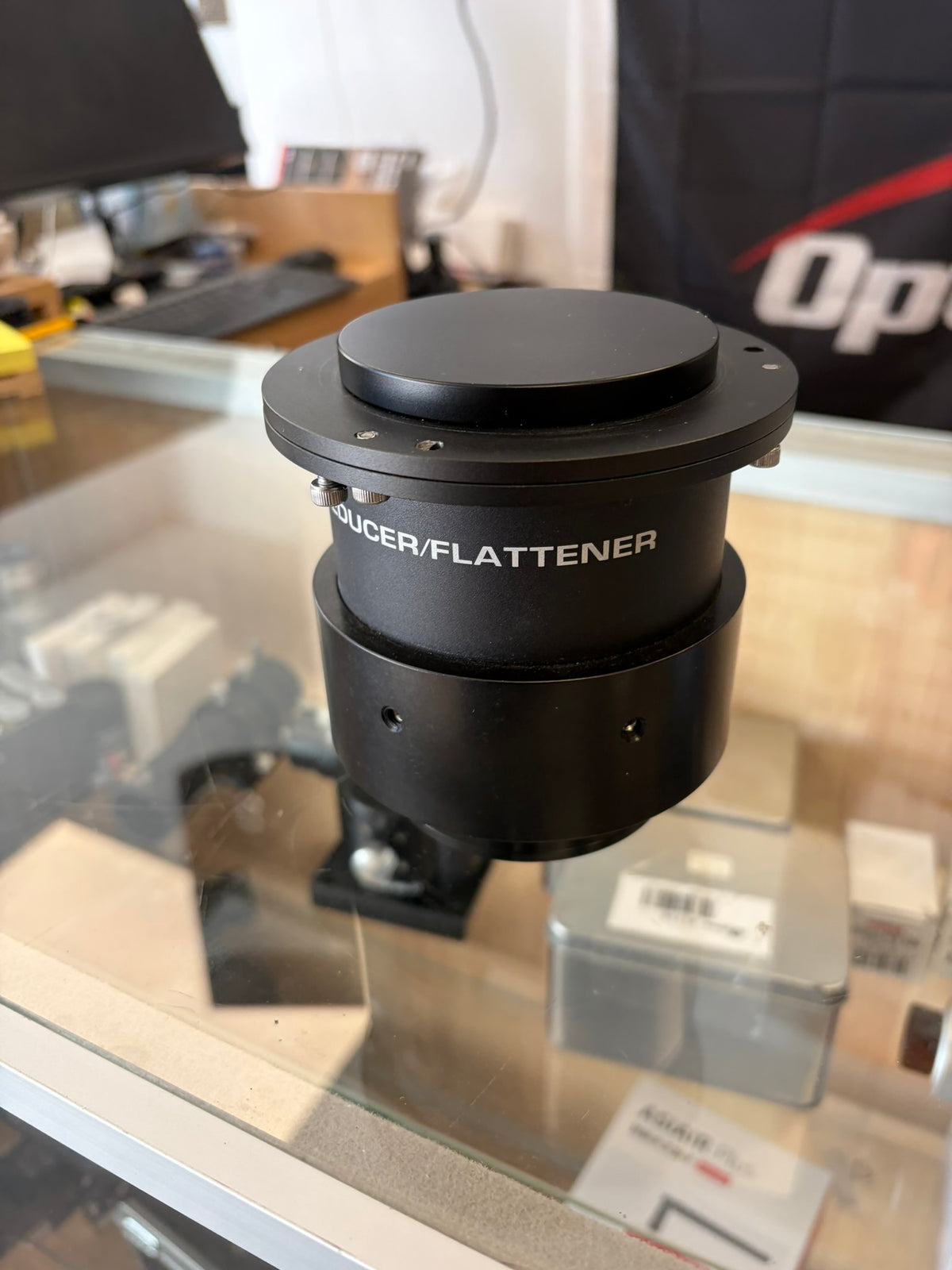 Stellarvue SFFR-75-102T 0.75x Reducer-Flattener for SVX102T – Used (Excellent)