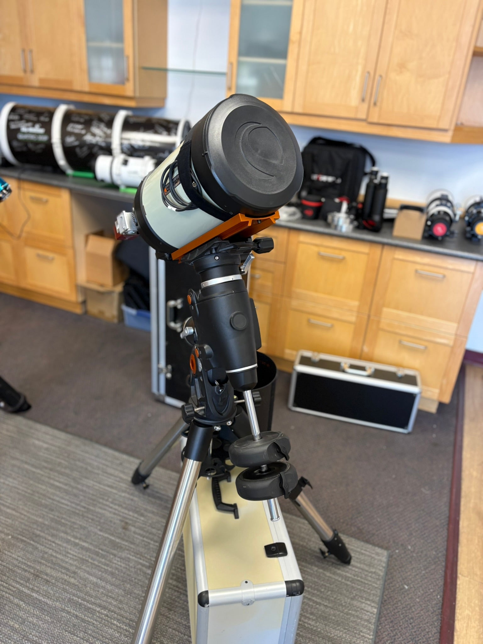 Celestron CGEM II Computerized EQ Mount & Tripod – Used (Excellent)
