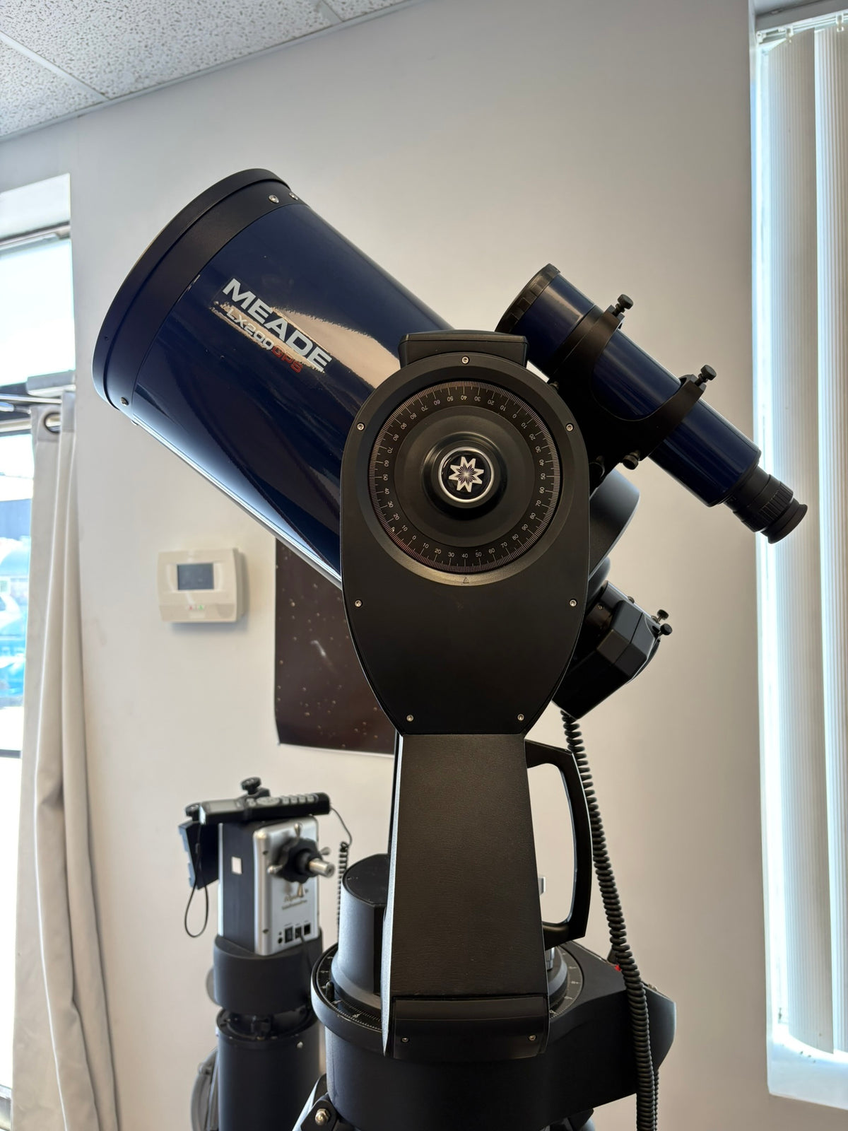Meade LX200 GPS 8" Schmidt-Cassegrain Telescope Package – Used