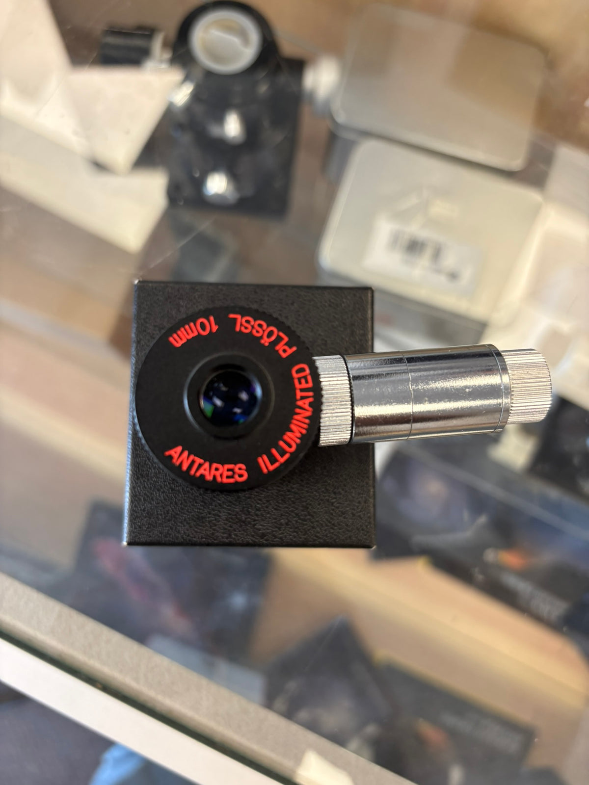 Antares 10mm Illuminated Reticle Plössl Eyepiece 1.25" (Made in Japan) – Used (Excellent)