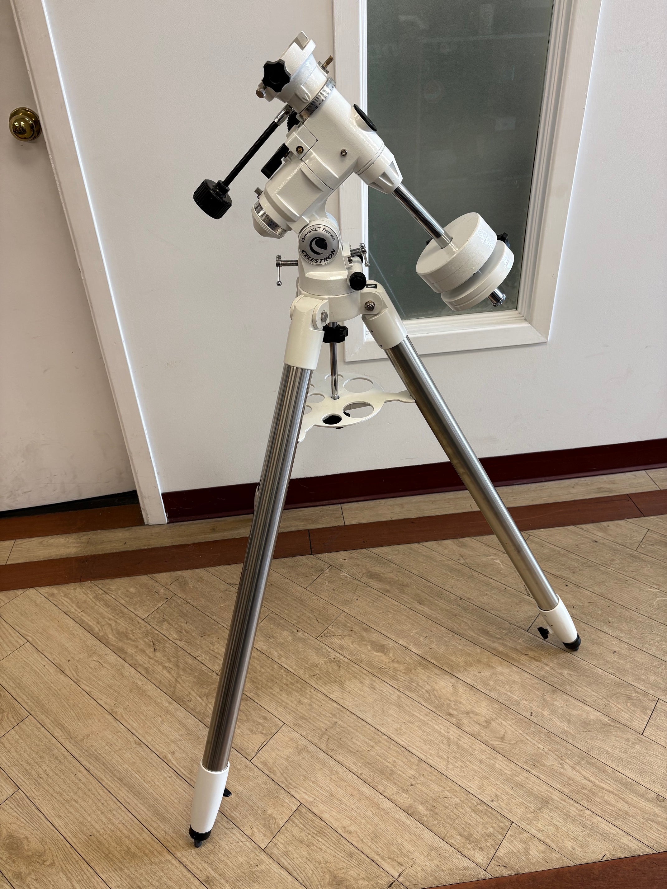 Celestron CG-4 German Equatorial Mount with Tripod & Two Counterweights – Used (Good)