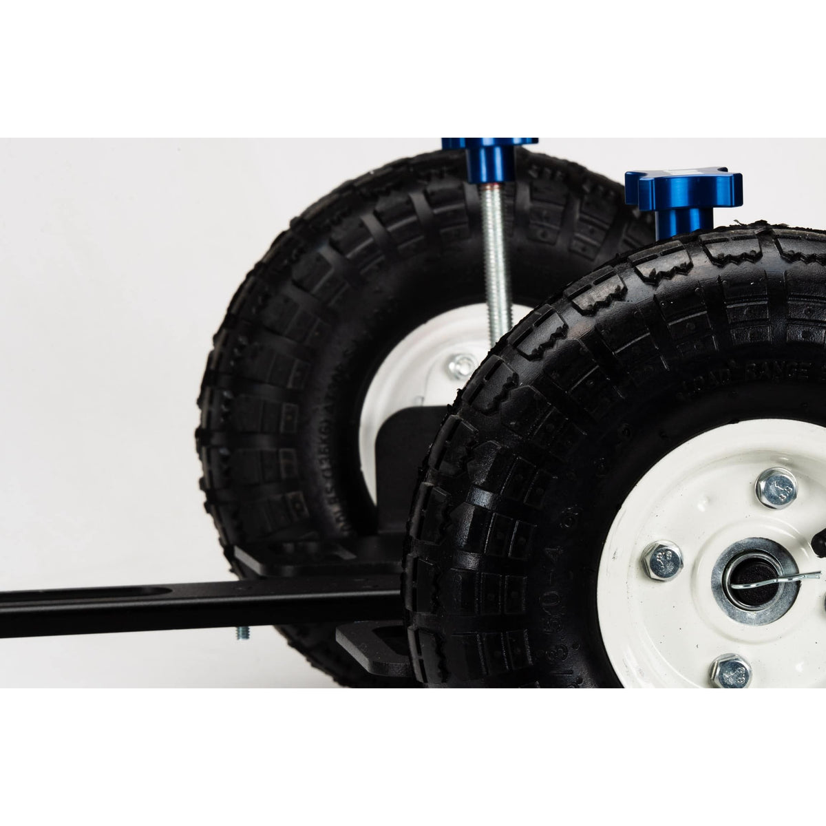 JMI Sky Trekker 200 Wheeley Bar welded steel frame and locking wheel detail for Dobsonian roll-out