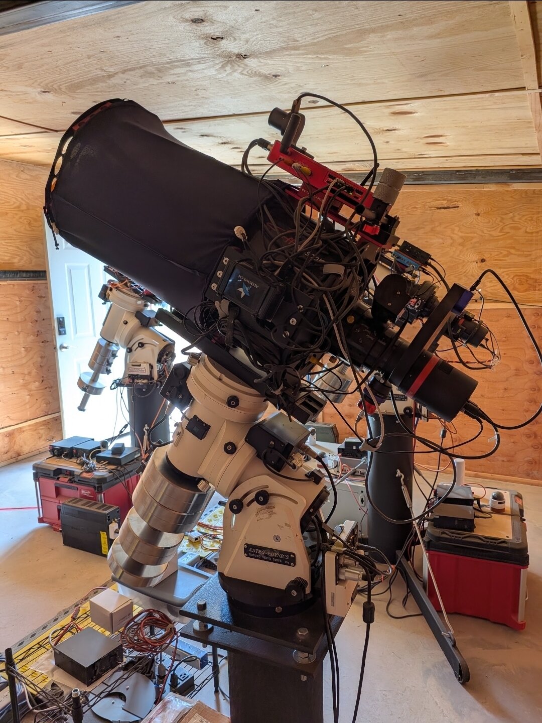 CFF 250 f/8 RC Remote Imaging Rig with Astro-Physics 1100GTO-AE – Used (Excellent)