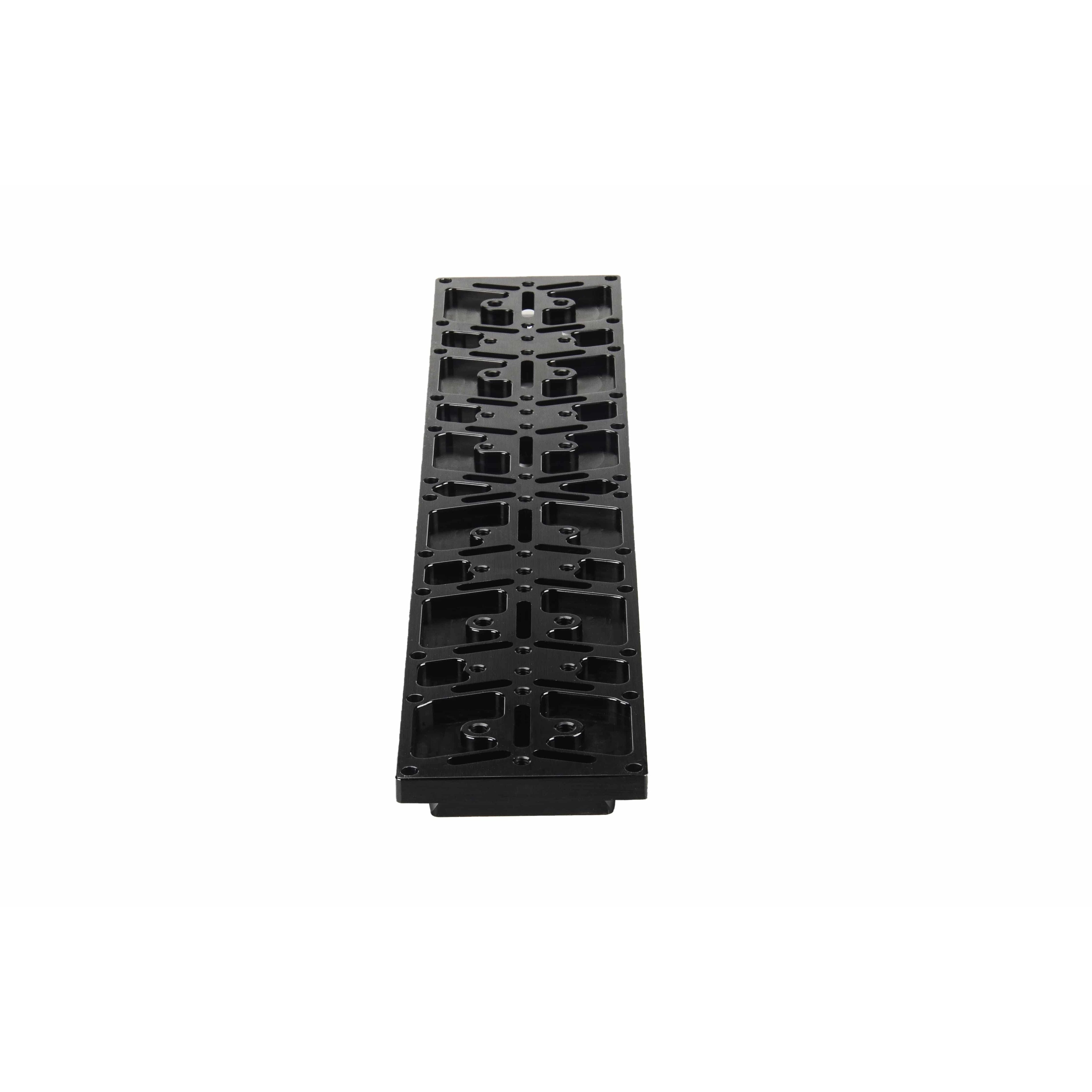 Farpoint Farpoint 21.5 Inch 57.3 Series Universal Dovetail Plate (Radian Bar) — Farpoint Universal D-size 57.3 series dovetail plate, end view