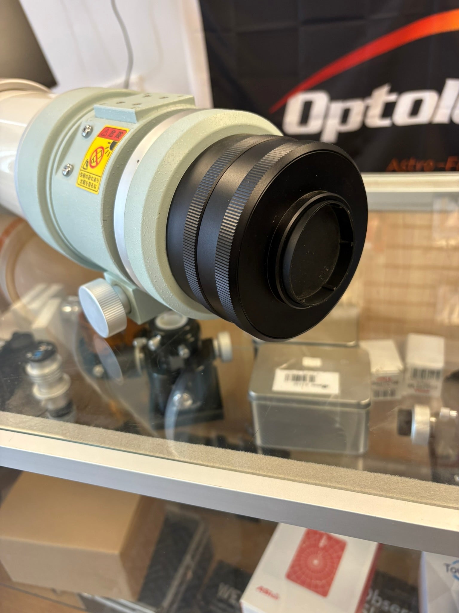 Takahashi FSQ-106EDX4 106mm f/5 Astrograph Package – Used
