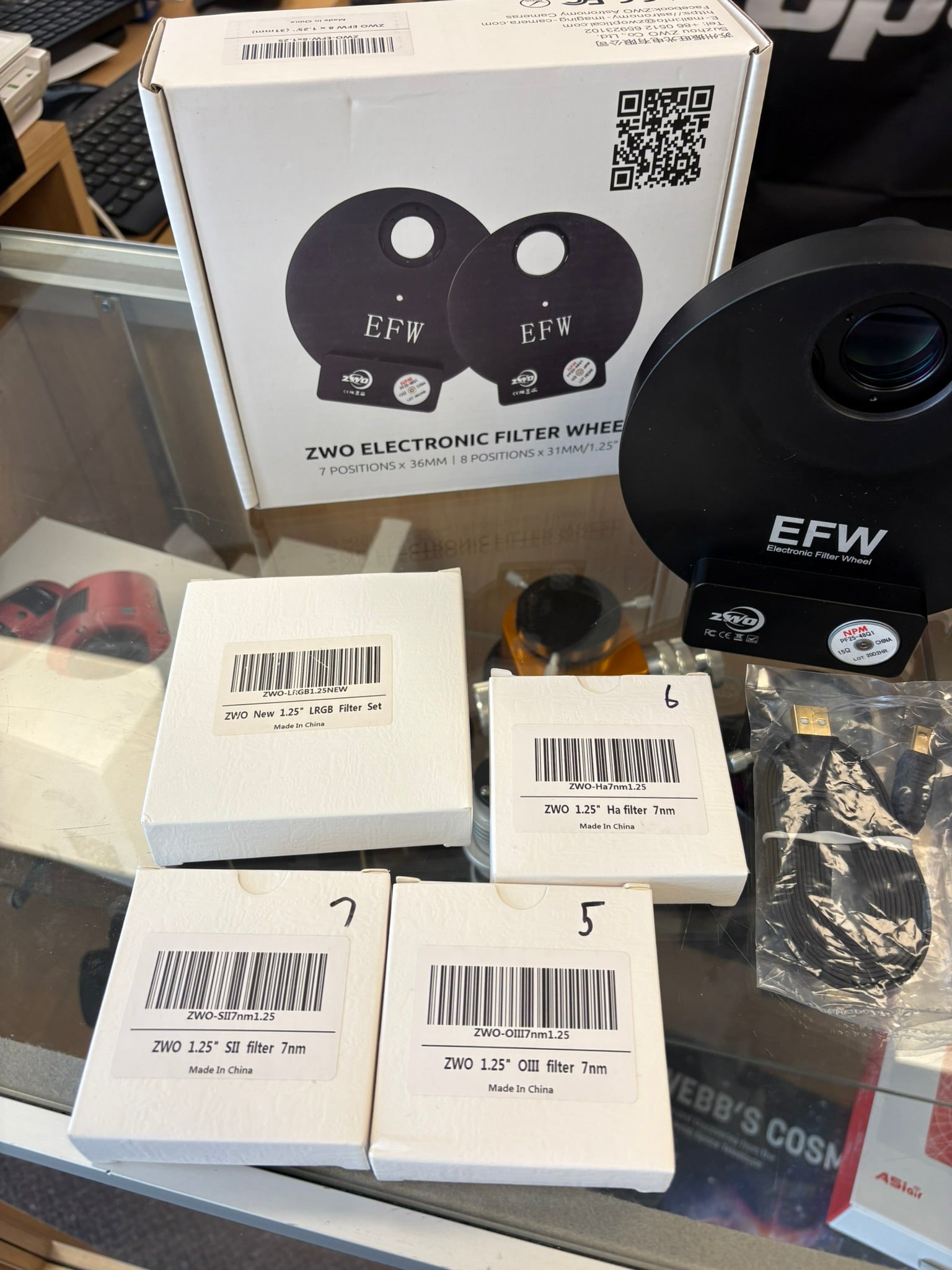 ZWO ASI1600MM-Pro + EFW 8x1.25" Filter Wheel and 7-Filter Package – Used (Very Good)