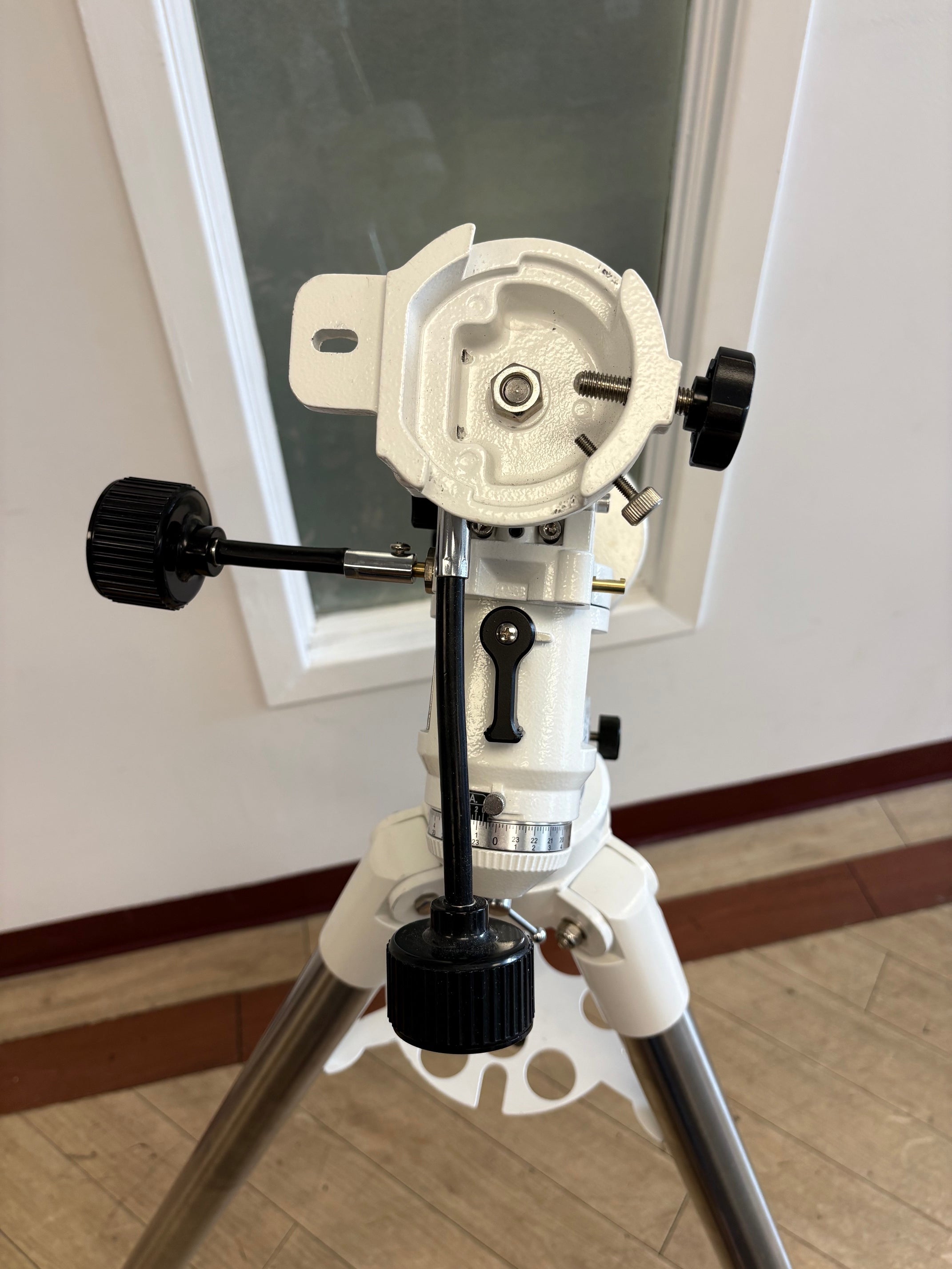 Celestron CG-4 German Equatorial Mount with Tripod & Two Counterweights – Used (Good)