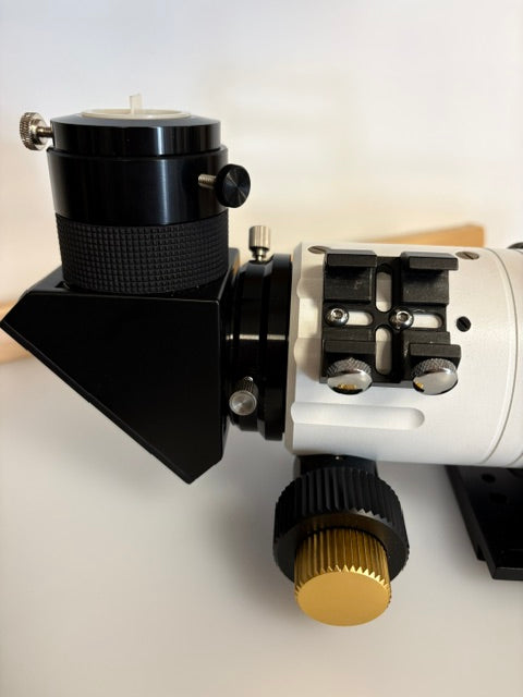 Stellarvue SV102-Access 102mm f/7 APO Refractor with Original Case, 2" Diagonal & 28mm Eyepiece – Used