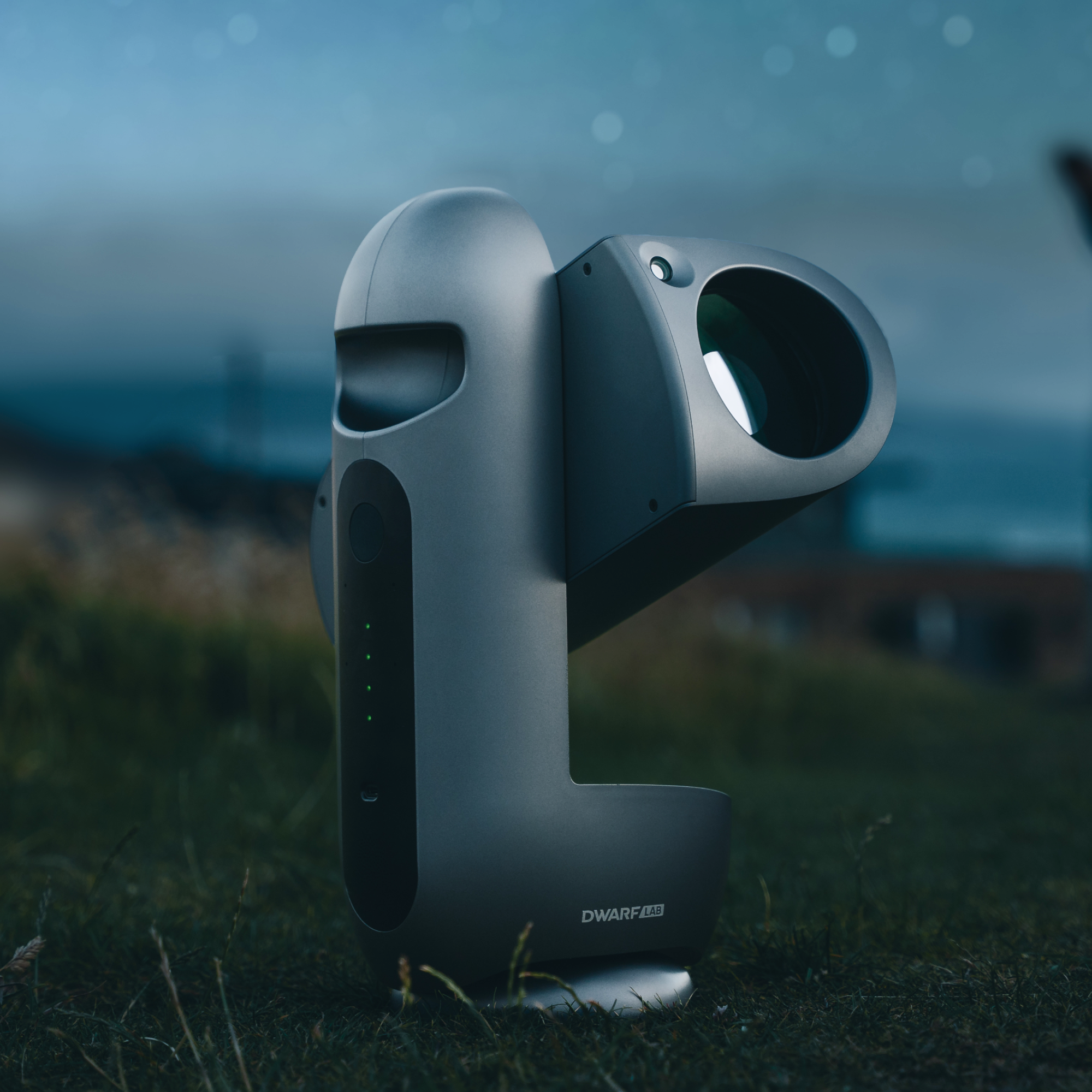 DWARFLAB DRACO smart telescope showing the built-in filter and camera housing